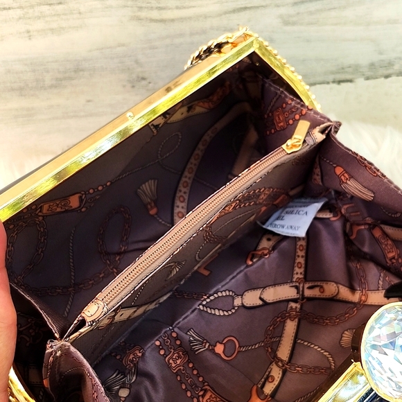 NWT LA TERRE NAVY VEGAN PATENT HAND/CROSSBODY BAG - Picture 10 of 11